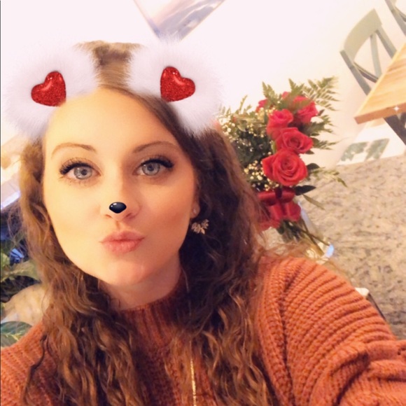 Meet your Posher, Reagan! - Picture 2 of 8